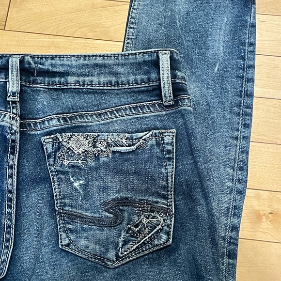 Silver Jeans Suki Slim 28 - Picture 2 of 6